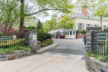 Gracie Mansion 2 Private Residences Historic Site Yorkville Upper East Side