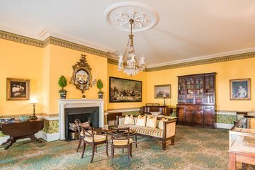 Gracie Mansion 22 Private Residences Historic Site Yorkville Upper East Side