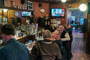 Reif's Tavern 3 Bars Upper East Side