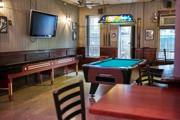 Reif's Tavern 5 Bars Upper East Side