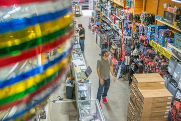 Rock and Soul 3 Stereo Equipment Music and Instruments Record Shops Family Owned Midtown West Tenderloin Garment District