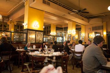 Cafe Un Deux Trois 1 French Breakfast Brasseries undefined