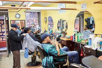 Elvin's 1 Barber Shops undefined