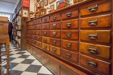 Tender Buttons 13 Buttons and Zippers For Kids Uptown East Lenox Hill Upper East Side