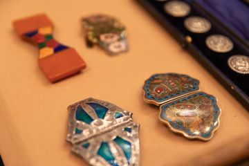 Tender Buttons 16 Buttons and Zippers For Kids Uptown East Lenox Hill Upper East Side