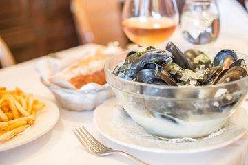 Le Charlot 8 French Lenox Hill