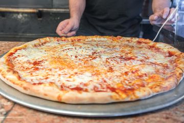 Salvo's Pizza Bar 3 Italian Pizza Upper East Side Uptown East