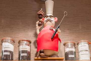 Voila Chocolat 14 Chocolate Candy Sweets Upper West Side