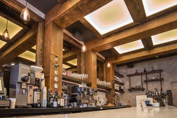 Bar Prima 1 Bars Wine Bars Coffee Shops American Yorkville Upper East Side