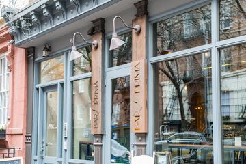 Bar Prima 2 Bars Wine Bars Coffee Shops American Yorkville Upper East Side