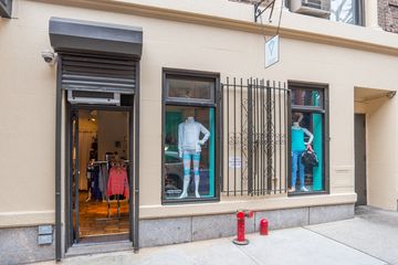 Ivivva New York City Showroom 2 Sneakers and Sportswear Yoga Childrens Clothing Upper West Side