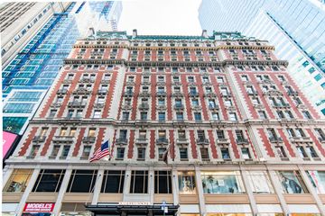 The Knickerbocker Hotel 5 Hotels Garment District Midtown West Theater District Times Square
