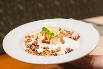 Elizabeth's Neighborhood Table 22 Brunch American Upper West Side