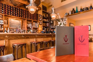 Vino Levantino 21 Mediterranean Bars Wine Bars Upper West Side