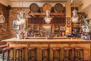 Vino Levantino 22 Mediterranean Bars Wine Bars Upper West Side