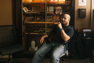 NYC Fine Cigars 2 Cigar Shops Hells Kitchen Hudson Yards Garment District