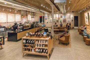 Starbucks 5 Coffee Shops Chelsea Art Gallery District