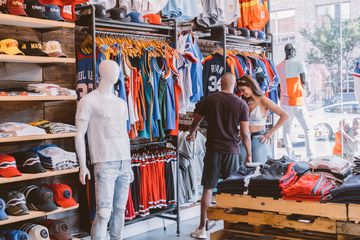 Capsule NYC 5 Sneakers and Sportswear Mens Clothing Harlem Manhattanville