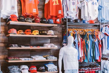 Capsule NYC 6 Sneakers and Sportswear Mens Clothing Harlem Manhattanville