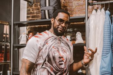 Capsule NYC 12 Sneakers and Sportswear Mens Clothing Harlem Manhattanville
