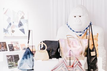 Maison 10 12 Mens Accessories Jewelry Women's Accessories Gift Shops Chelsea Tenderloin