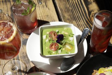 XYST 6 Vegetarian Mediterranean Flatiron