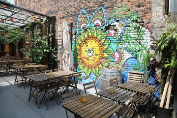 Santiago's Beer Garden 3 Dominican Beer Bars Beer Shops Late Night Eats undefined