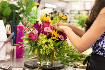 Scott's Flowers 6 Family Owned Florists Garment District Midtown West Tenderloin