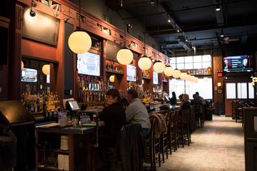 District Tap House 1 American Sports Bars Bars Beer Bars undefined