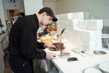 Lady M Confections 6 Bakeries Dessert Specialty Cakes Midtown West Tenderloin Garment District