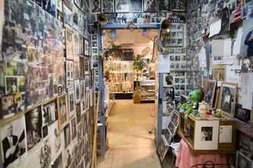 Jon Baltimore Music Company, Inc. 12 Music and Instruments Family Owned Midtown West Theater District