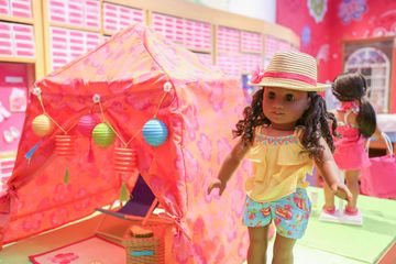 American Girl Place 5 Dolls Doll Houses Childrens Clothing Rockefeller Center Midtown East