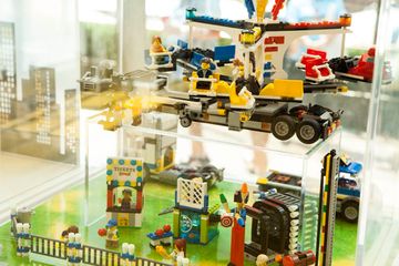 The LEGO Store 2 Toys Midtown West Rockefeller Center
