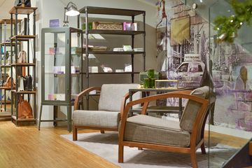 Bene Rialto 10 Leather Goods and Furs Women's Clothing Art and Photography Galleries Women's Accessories Tenderloin Garment District Midtown West