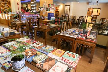Radiance Tea House & Books 7 Asian Bookstores Meditation Centers Tea Shops Midtown West