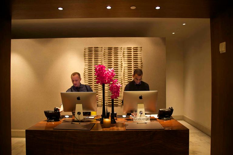 Refinery Hotel 1 Lounges Rooftop Bars Bars Hotels Midtown West Tenderloin Garment District