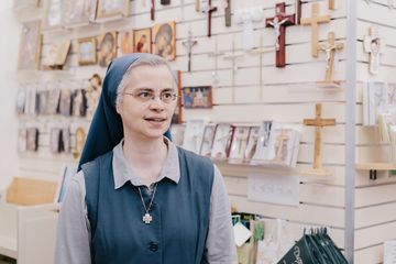Pauline Books and Media 9 Bookstores Tenderloin Garment District Midtown West Midtown