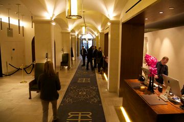 Refinery Hotel 8 Lounges Rooftop Bars Bars Hotels Midtown West Tenderloin Garment District