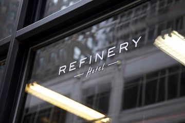 Refinery Hotel 10 Lounges Rooftop Bars Bars Hotels Midtown West Tenderloin Garment District