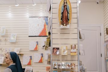 Pauline Books and Media 21 Bookstores Tenderloin Garment District Midtown West Midtown