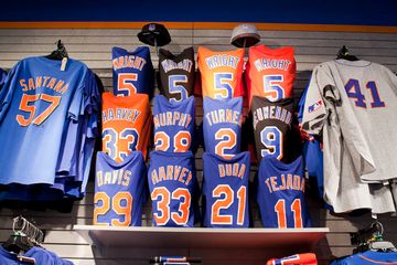 Mets Clubhouse 5 Sneakers and Sportswear Souvenirs Garment District Midtown West Tenderloin