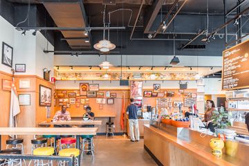 Gotham West Market 8 Bars Food Halls Kitchens Accessories Hells Kitchen Midtown West