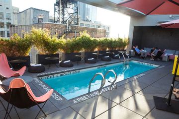 The Grill at La Piscine 1 Bars Lounges Rooftop Bars Brunch Mediterranean Chelsea Art Gallery District