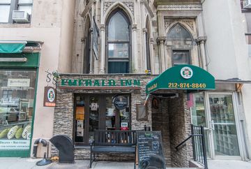 The Emerald Inn 2 American Beer Bars Irish Late Night Eats Upper West Side