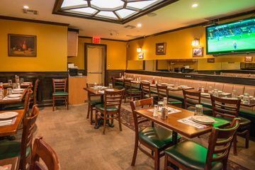 The Emerald Inn 8 Irish American Beer Bars Late Night Eats Upper West Side