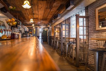 Burke & Wills 6 Australian Upper West Side