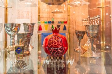 Temple Shaaray Tefila 17 Synagogues Uptown East Upper East Side