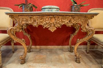 L'Antiquaire & The Connoisseur 3 Art and Photography Galleries Upper East Side