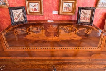 L'Antiquaire & The Connoisseur 17 Art and Photography Galleries Upper East Side