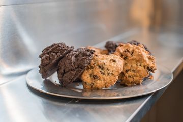 Levain Bakery 8 Bakeries Cookies Upper West Side